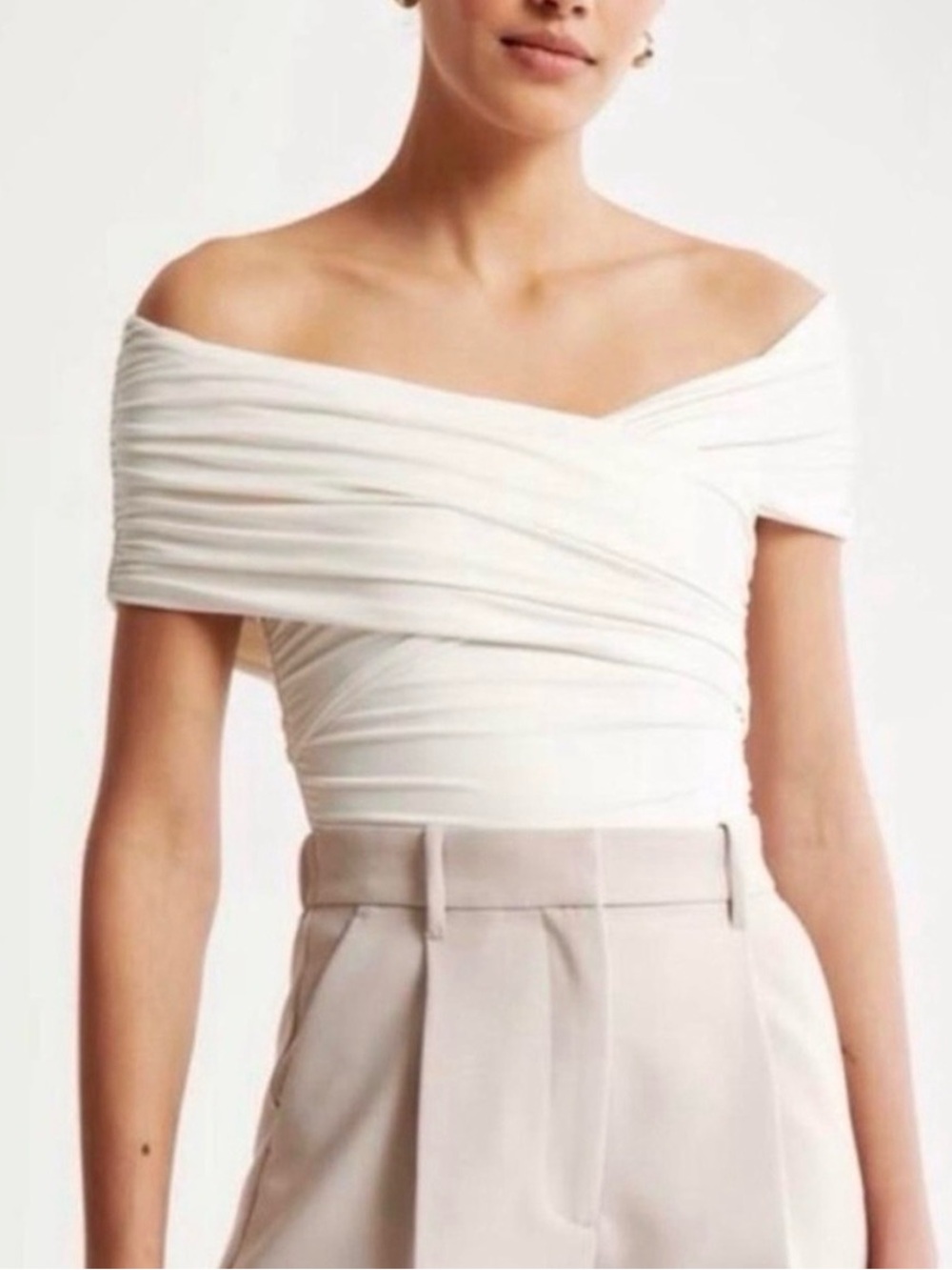 Abercrombie & Fitch Off-Shoulder Asymmetrical Ruched White Bodysuit